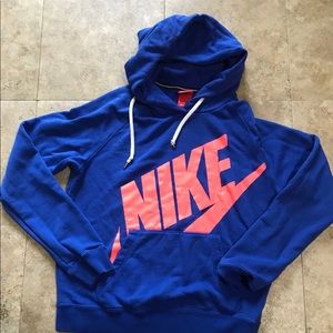 Nike rally hoodie medium women’s